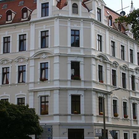 Gaestehaus Lisakowski Pension Am Brautwiesenpark Görlitz Buitenkant foto